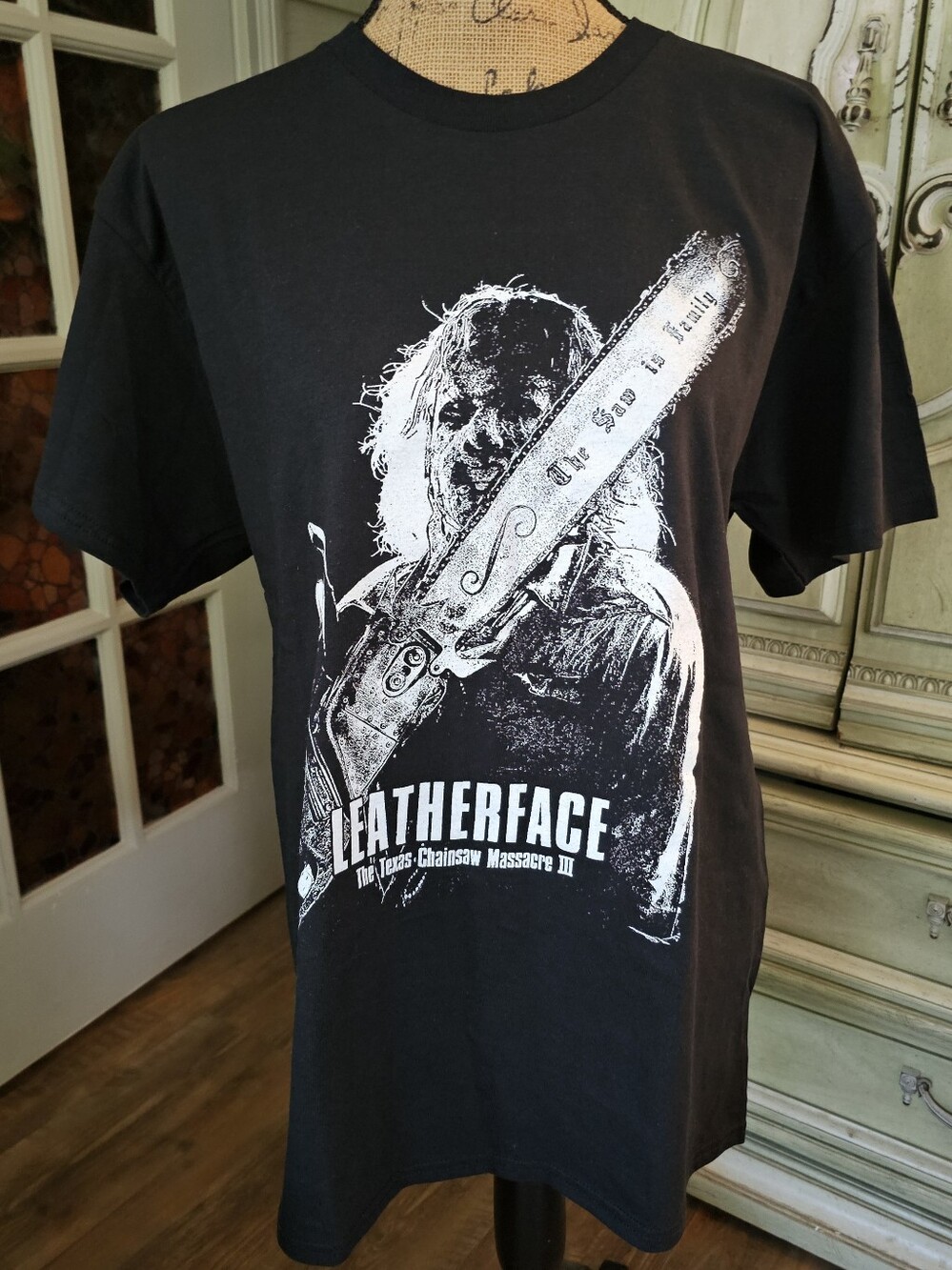 NEW Texas Chainsaw Massacre III - Leatherface T-Shirt (L)